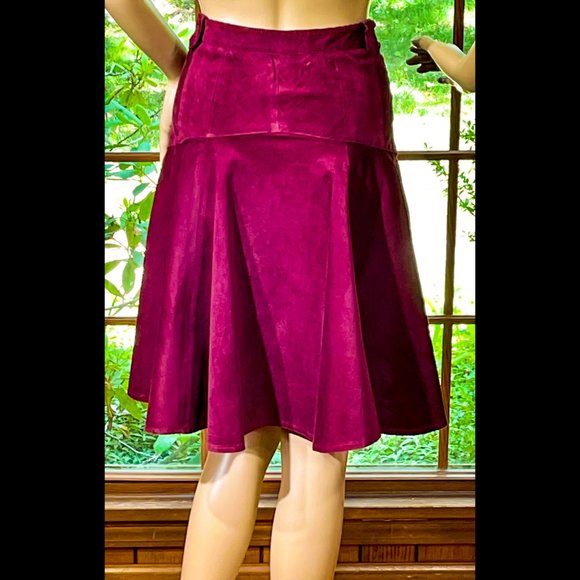 ▪️DIANE Von FURSTENBERG▪️Burgundy Pleated Corduroy Retro 'WENDY' Midi Skirt - Picture 2 of 9